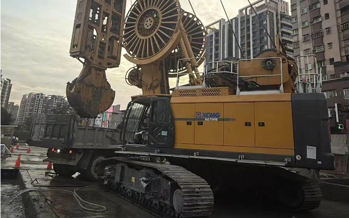 稳保施工！徐工地下连续墙液压抓斗攻克东南亚复杂工况